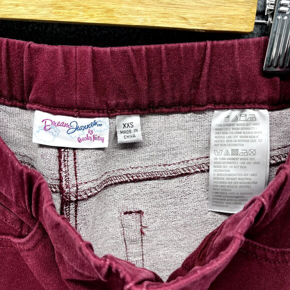 Dream Jeannes Pants womens XXS Red Flat Front Quaker Factory stretch Stright - Picture 9 of 13